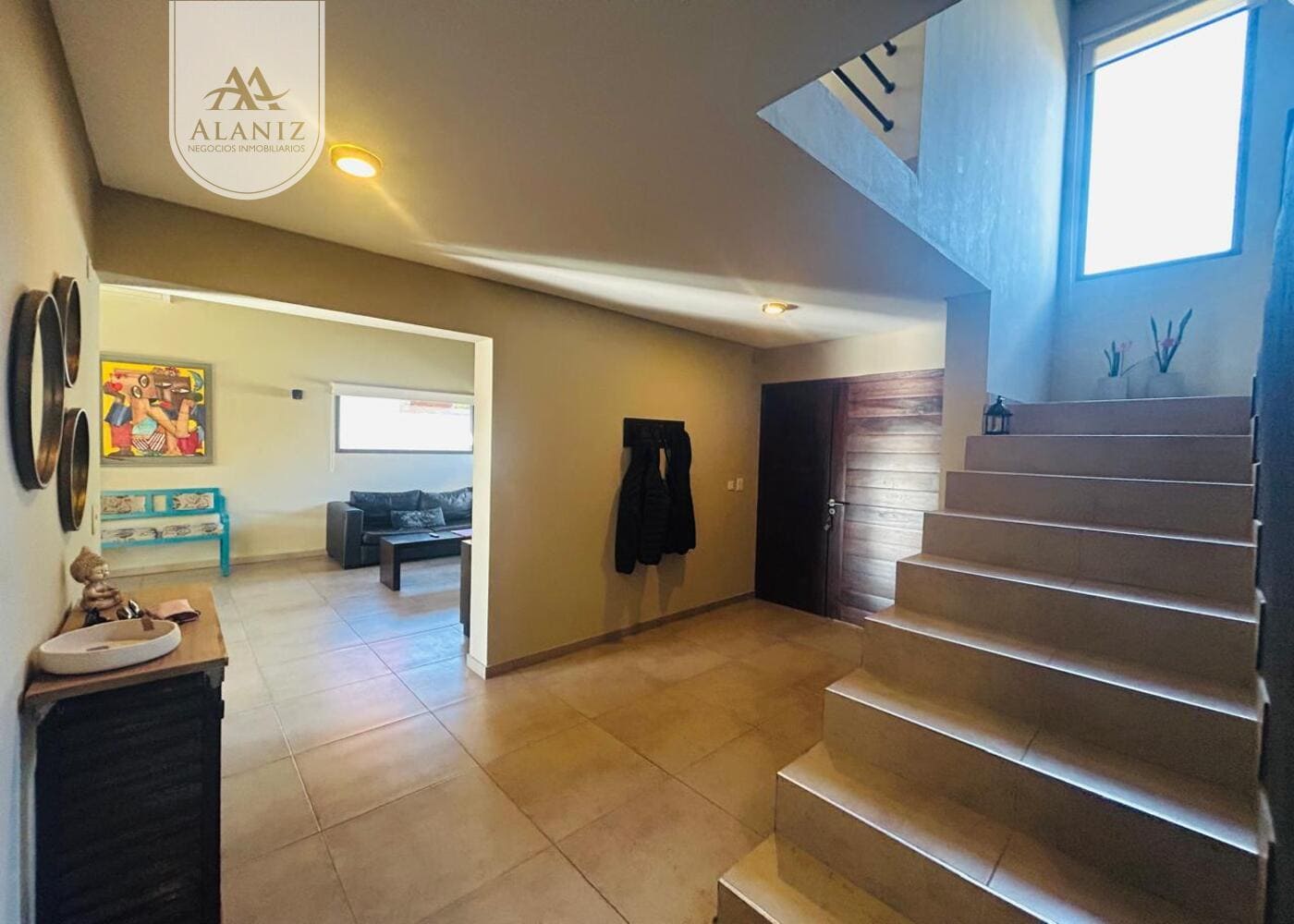 Residencia de categoría con piscina climatizada en ubicación privilegiada de Merlo - imagen 7