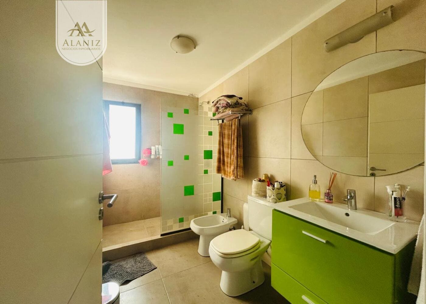 Residencia de categoría con piscina climatizada en ubicación privilegiada de Merlo - imagen 23